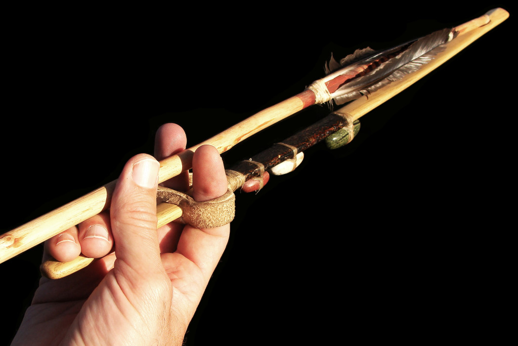 Figure 3. An effective gripping method used with the cist 27 atlatl and WDC dart.